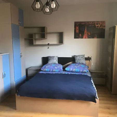 Mozarta Apartman *